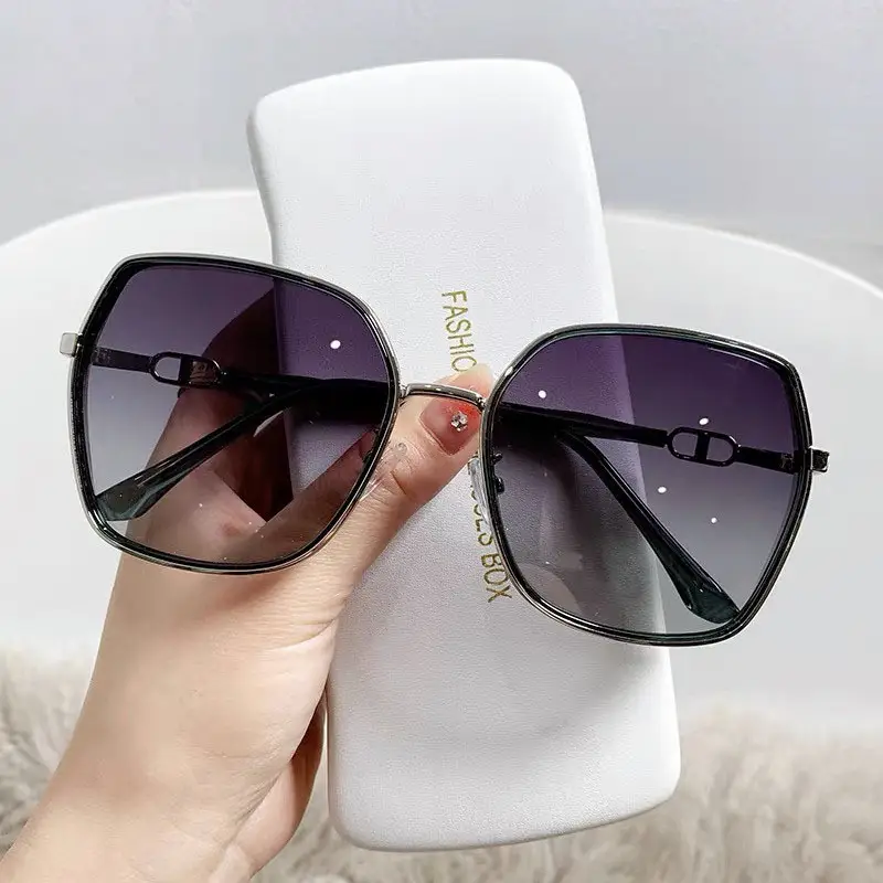 Women Anti-UV Sunglasses 2026 Slimmed Design — feature 33