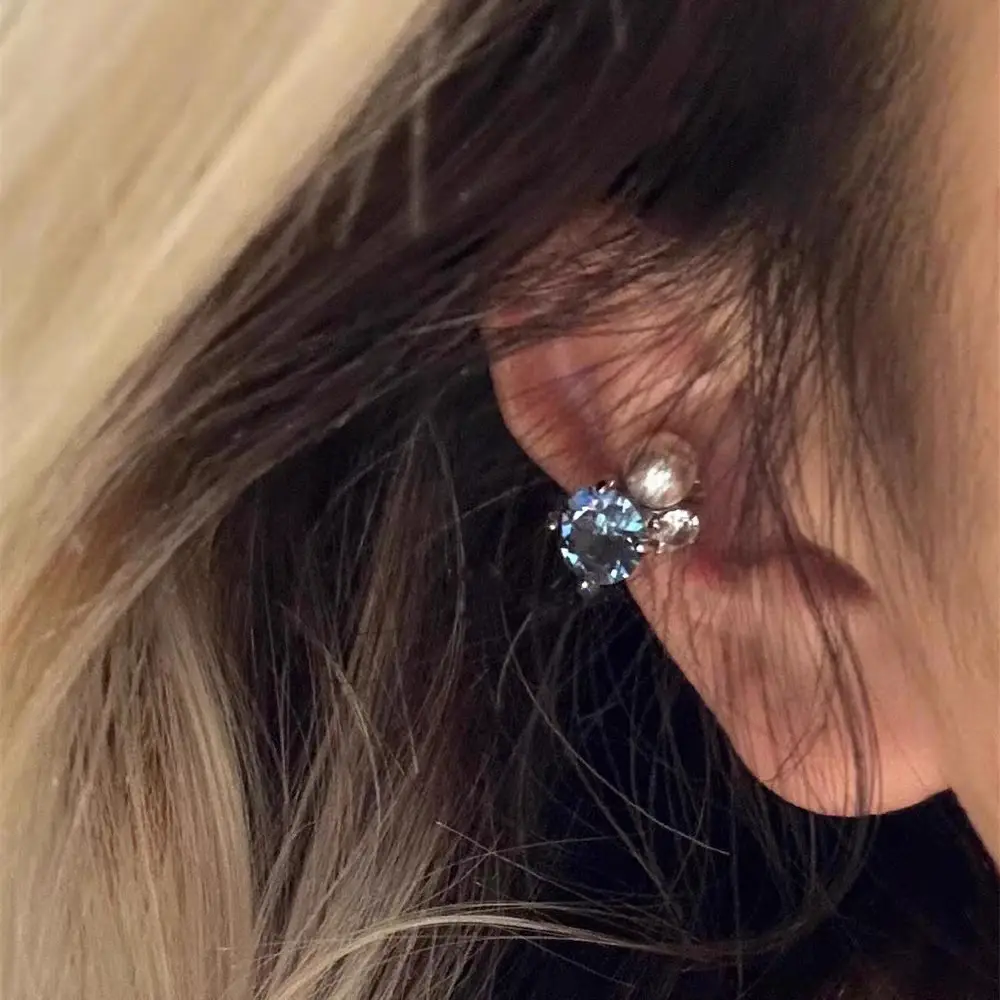 Collection ~ Ear Bone Super Flash Pearl Light Luxury Zircon Cool Niche High-grade Earrings All-match Ear Clip Earrings without Ear Holes