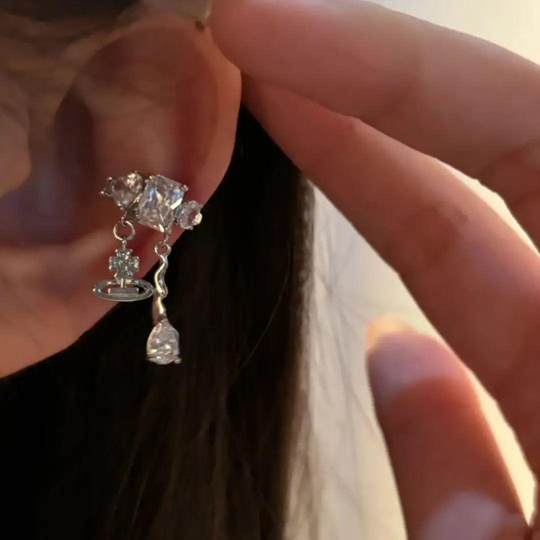 Collection ~ Ear Bone Super Flash Pearl Light Luxury Zircon Cool Niche High-grade Earrings All-match Ear Clip Earrings without Ear Holes