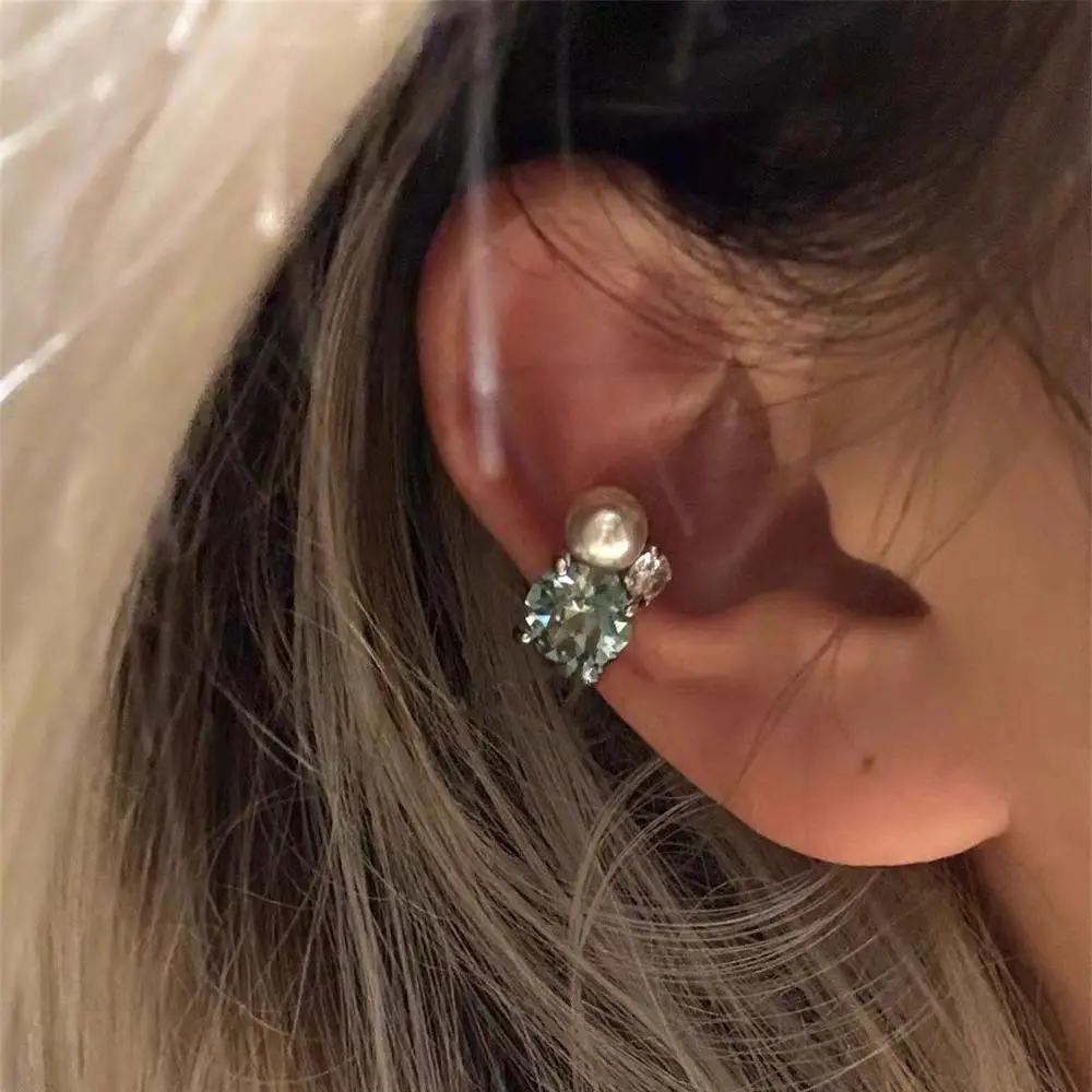 Collection ~ Ear Bone Super Flash Pearl Light Luxury Zircon Cool Niche High-grade Earrings All-match Ear Clip Earrings without Ear Holes