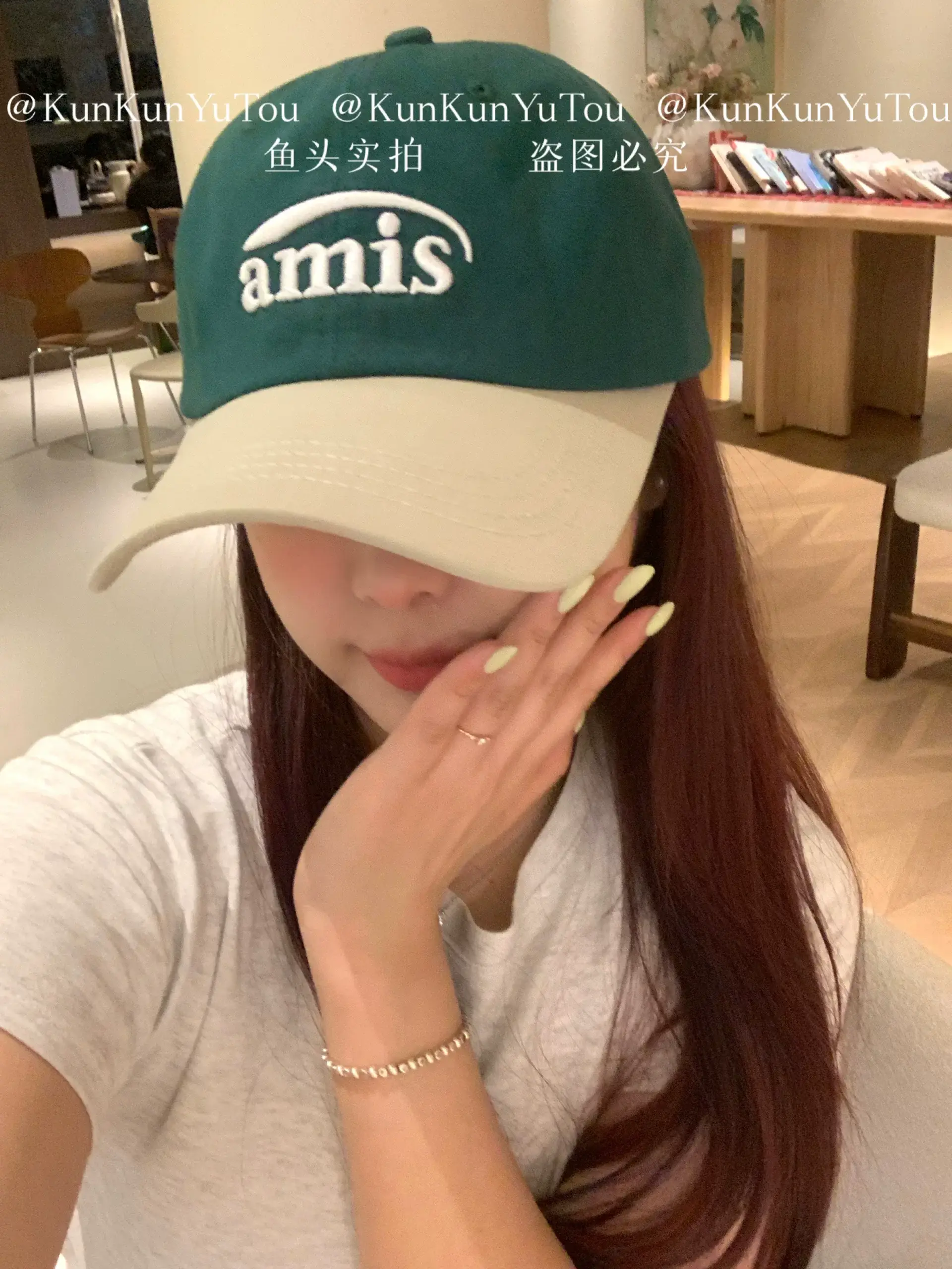 amis Letter Embroidered Soft Top Baseball Cap Red White — feature 8