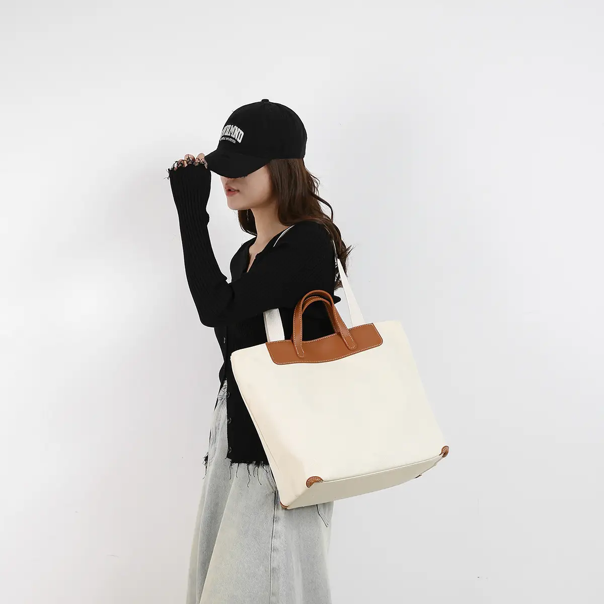 Women Canvas Tote Bag with Black Zipper & Handles - Image 5