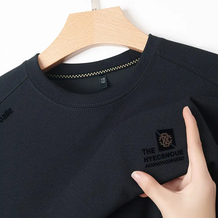 Men's 2025 Long Sleeve Round Neck T-Shirt Beige — feature 4
