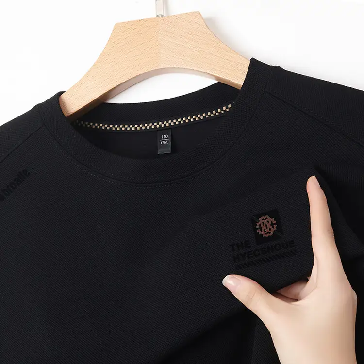 Men's 2025 Long Sleeve Round Neck T-Shirt Beige — feature 8