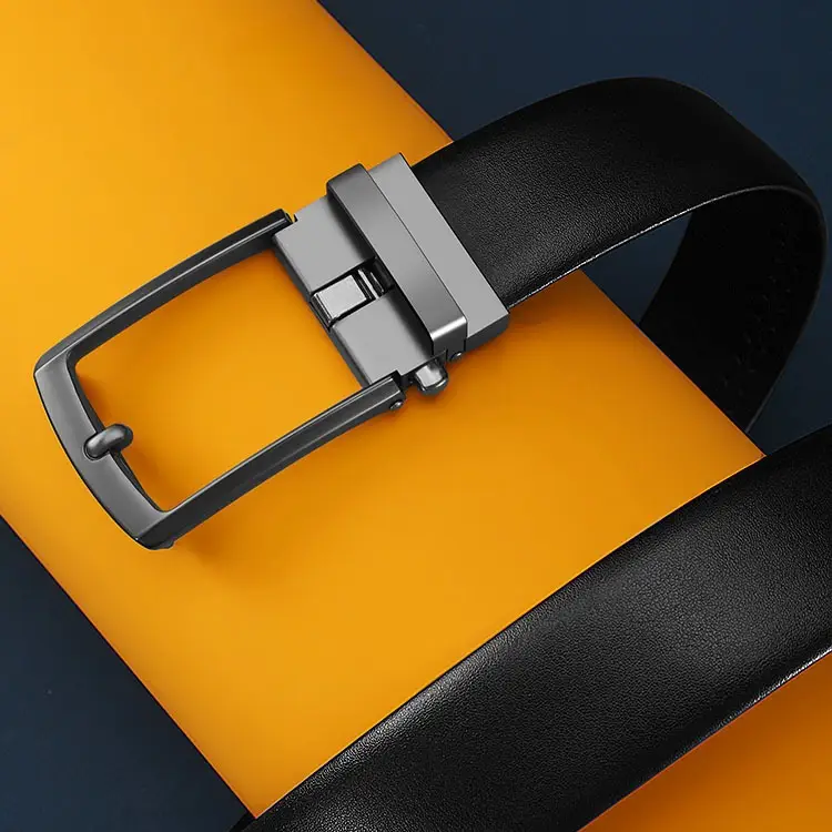 Men's Black Leather Belt with Silver Pin Buckle - Image 4