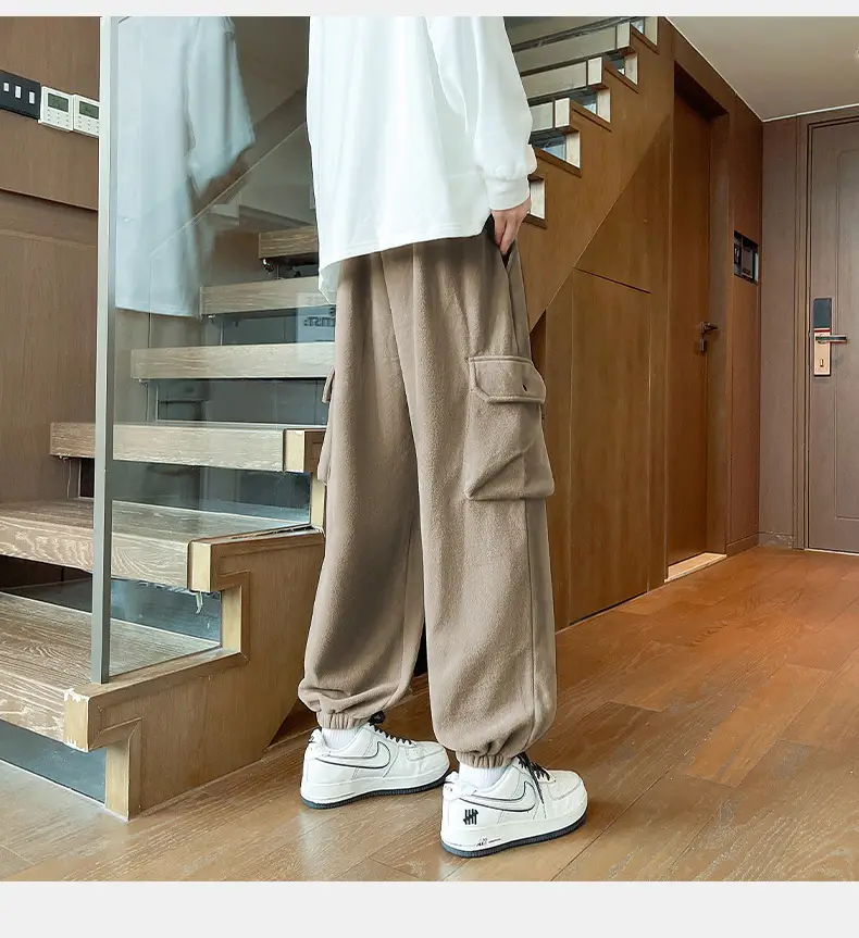 Black Fleece Jogger Pants with Large Pocket for Men — feature 21