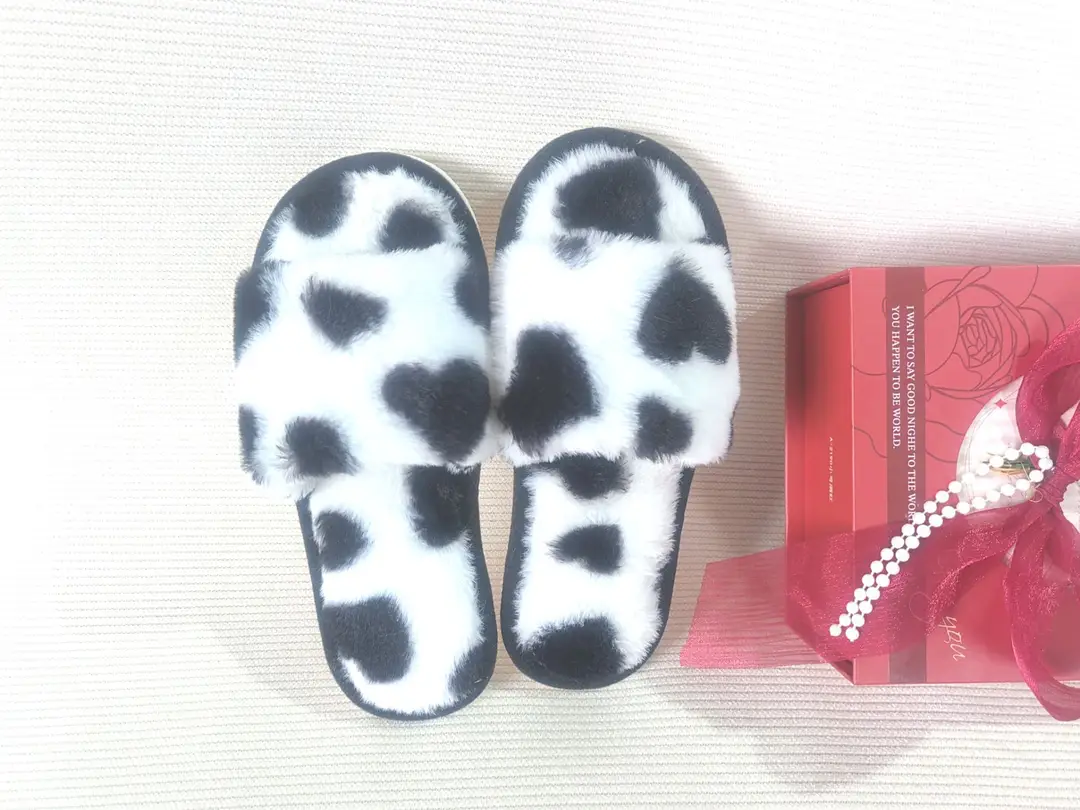 Factory direct supply cross-border love cotton slippers soft, comfortable and refreshing cute warm slippers wholesale