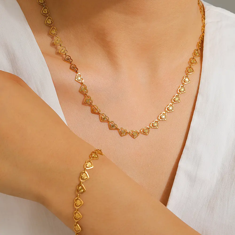Gold Heart Chain Set for Couples Love Jewelry — feature 2