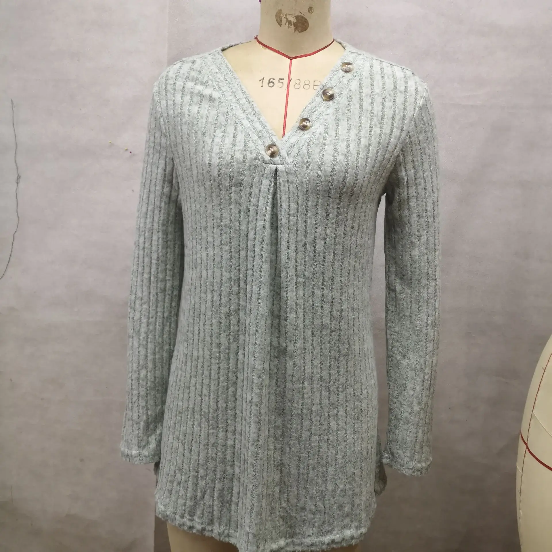 Women's V-Neck Knitted Shirt Maroon Long Sleeve — feature 4