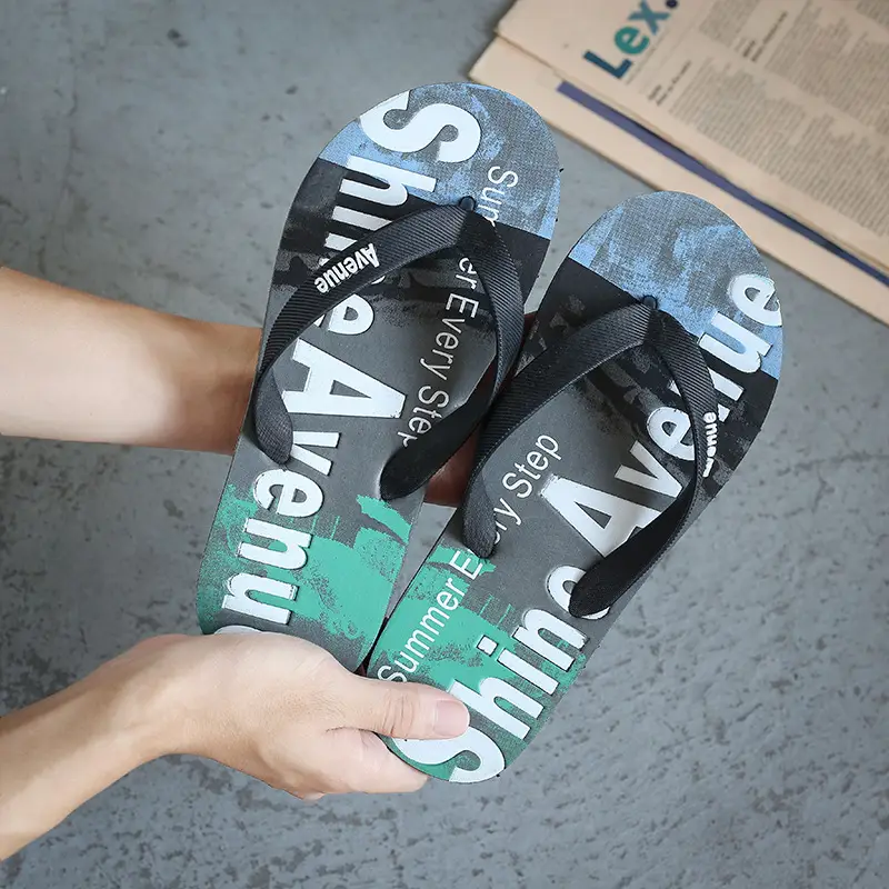 Korean Style Fashionable Slippers Men's Summer plus size Flip-Flops Men's Non-Slip Sandals and Slippers Casual Wear-Resistant Beach Shoes Angle Slippers - Image 2