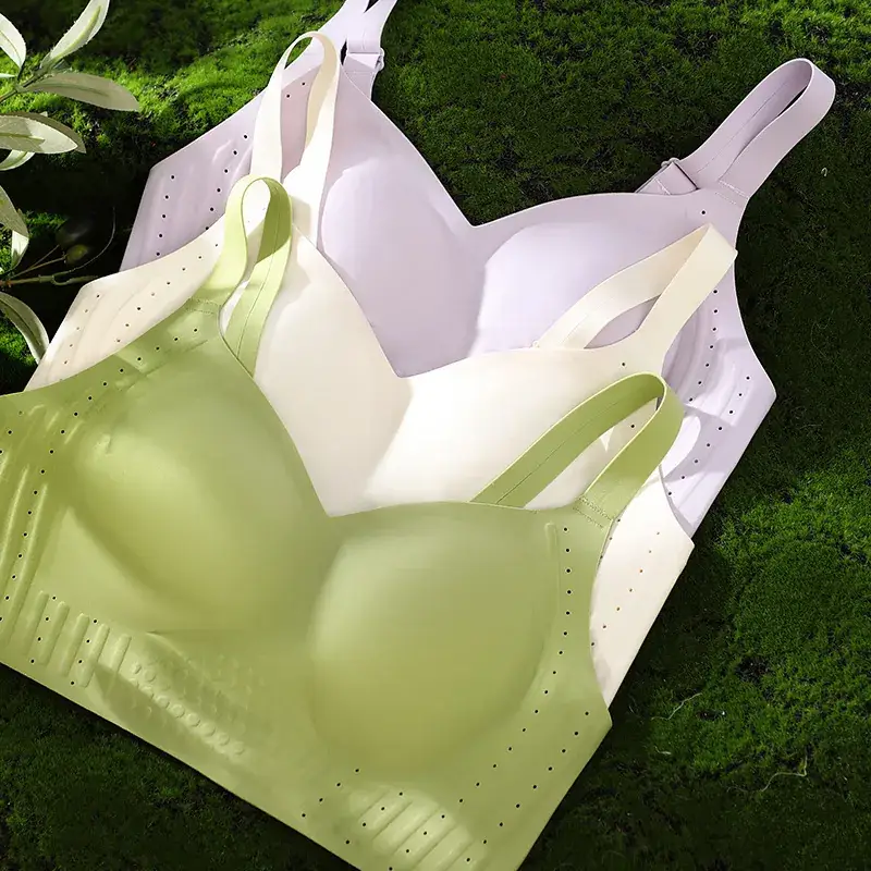 Traceless Underwear Large Chest Small Ventilation Hole Gathering Air Litching Closer Parammary Breasts Non-Rimless Bra - Image 9