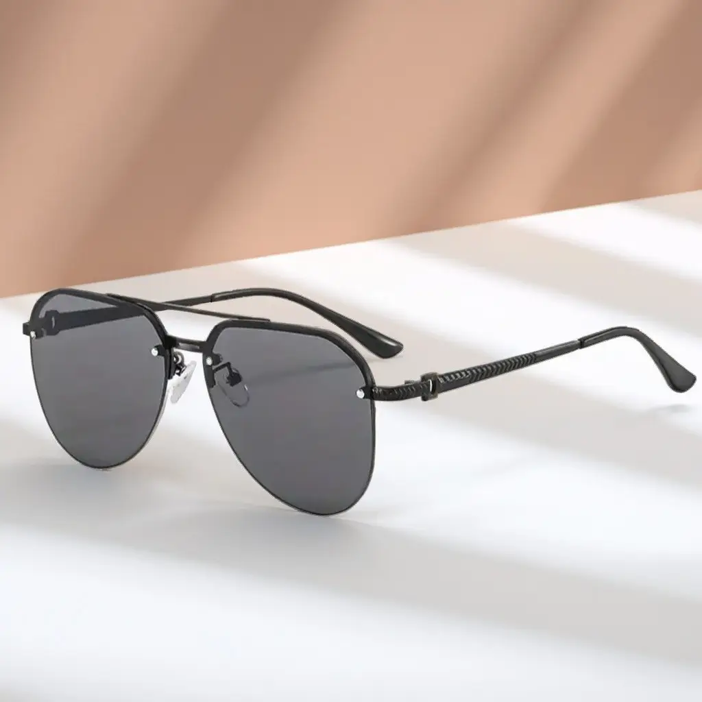 Men's Distinctive UV-Protecting Sunglasses - Image 3