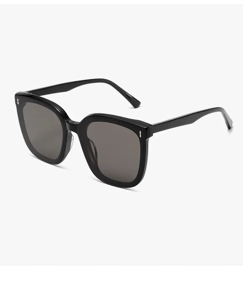Black Polarized Sunglasses with Anti-UV Lenses — feature 21