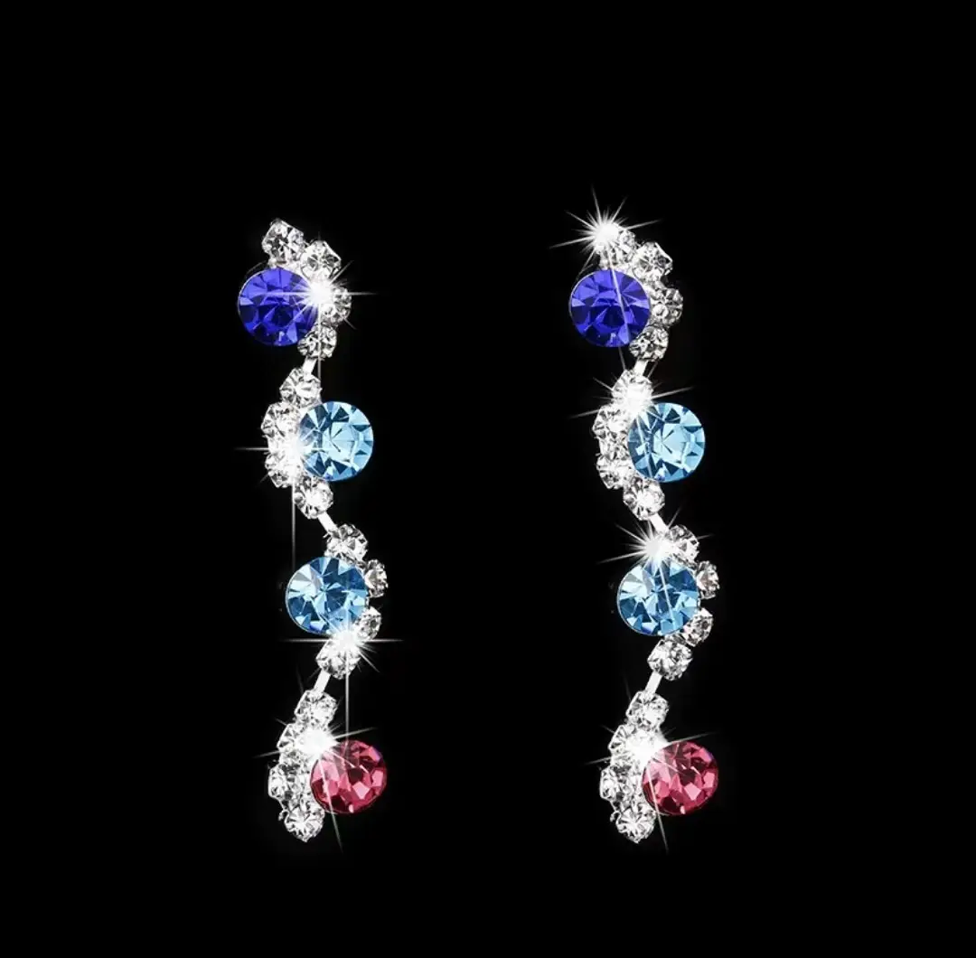Princess 2-Piece Crystal Necklace & Earrings Set — feature 8