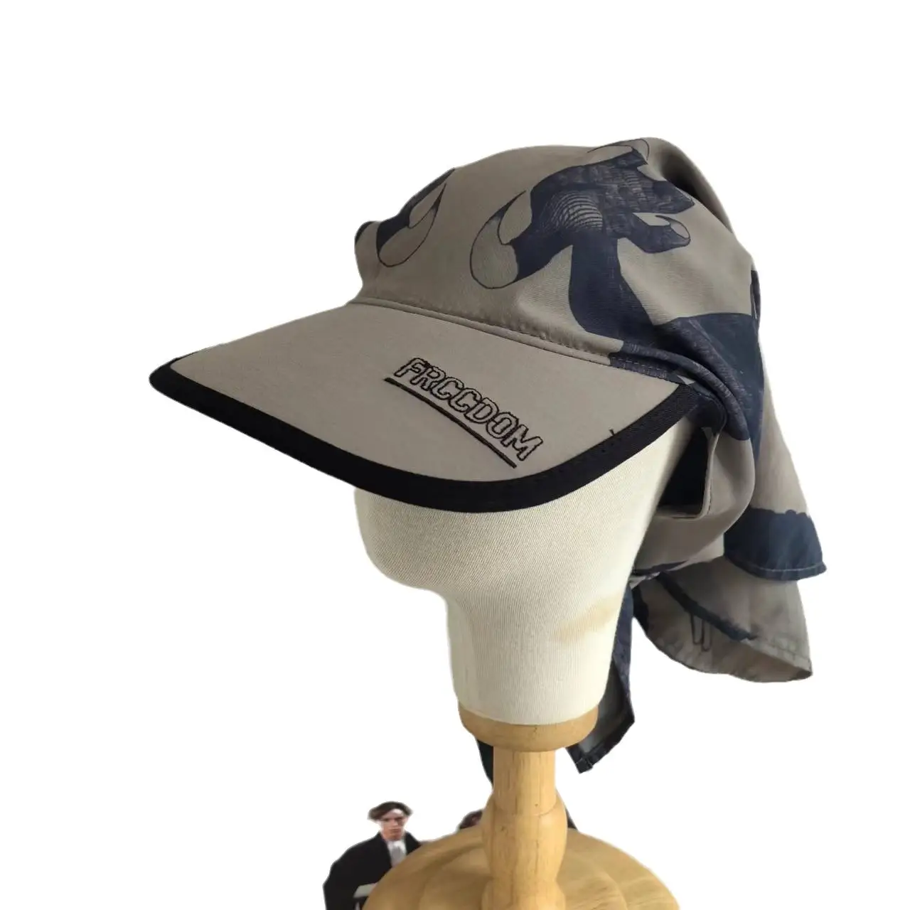 Kids Korean Letter Sun Hat with Printed Strap - Image 5