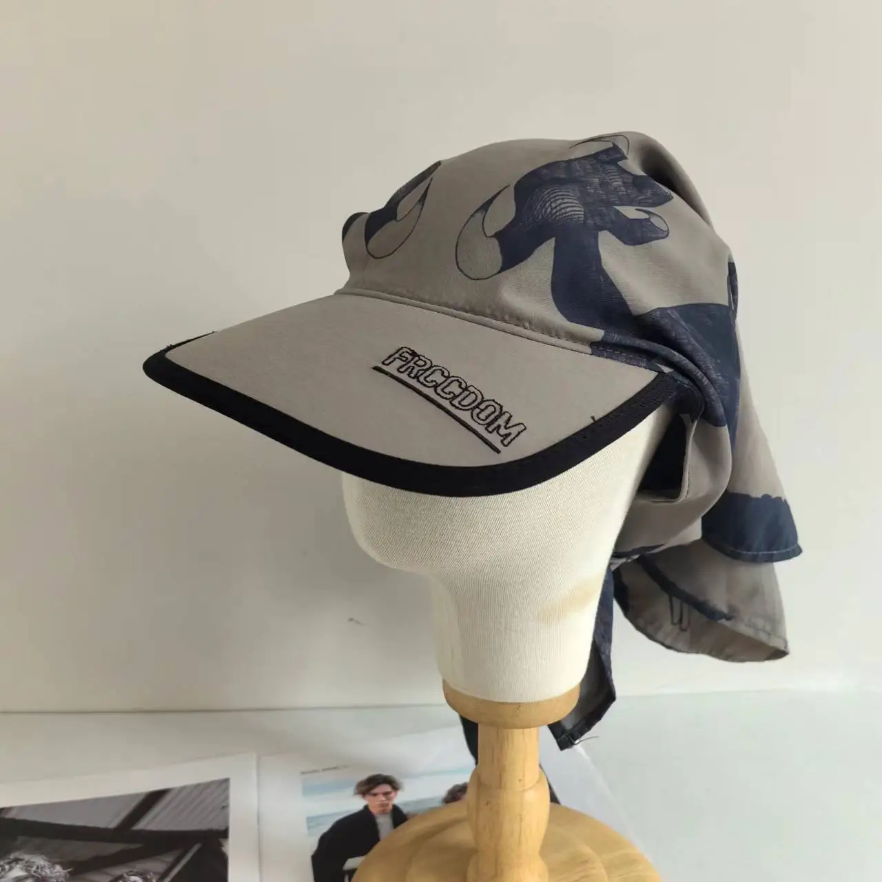 Kids Korean Letter Sun Hat with Printed Strap — feature 8