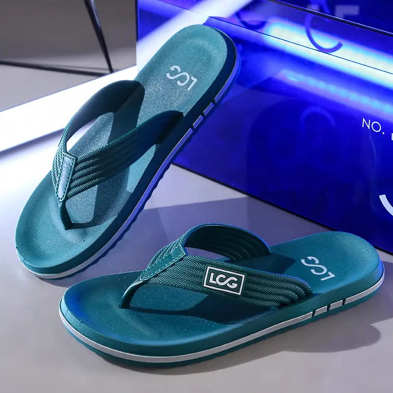 Flip-flops Men's Summer Trendyy Outer Wear Non-slip Anti-odor Flip-flops Sports Soft-soled Wear-resistant Beach Thick-soled Sandals - Image 3