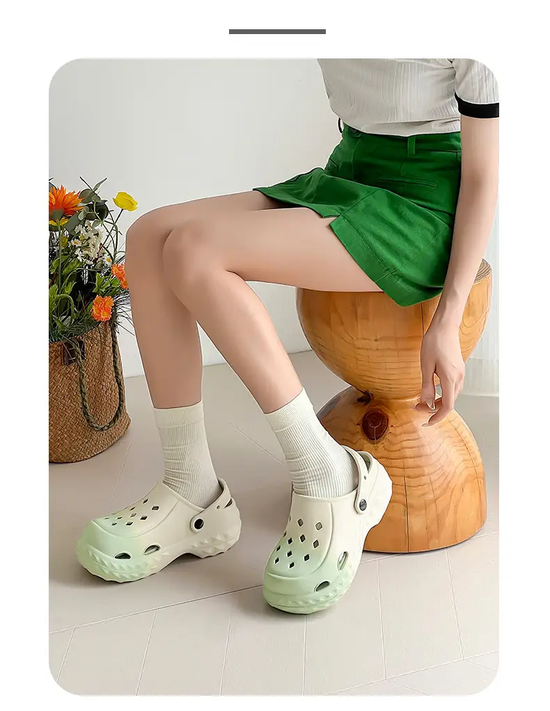 Hole Shoes Women's Beach Shoes Summer New Style Outfit Fashionable Platform Shoes Indoor Home Baotou Sandals and Slippers for Women — feature 4