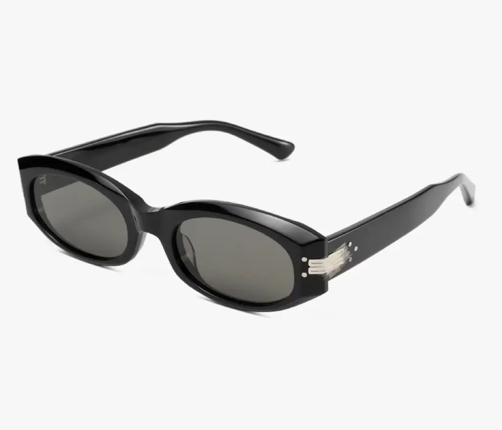 High-End Cat-Eye Sunglasses Black Nylon Lens — feature 17