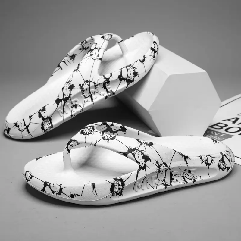 Slippers Men's 2024 Summer New Fashionable All-match Outwear Flip-flops Men's Casual Outdoor Beach Shoes - Image 4