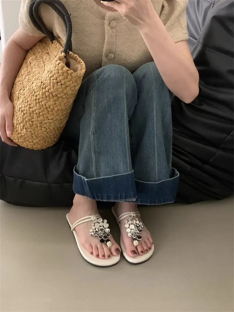 Women's 2024 New Summer Outer Wear Flip-flops with Skirt Sequined Flip-flops Flats Fashion Sandals — feature 3
