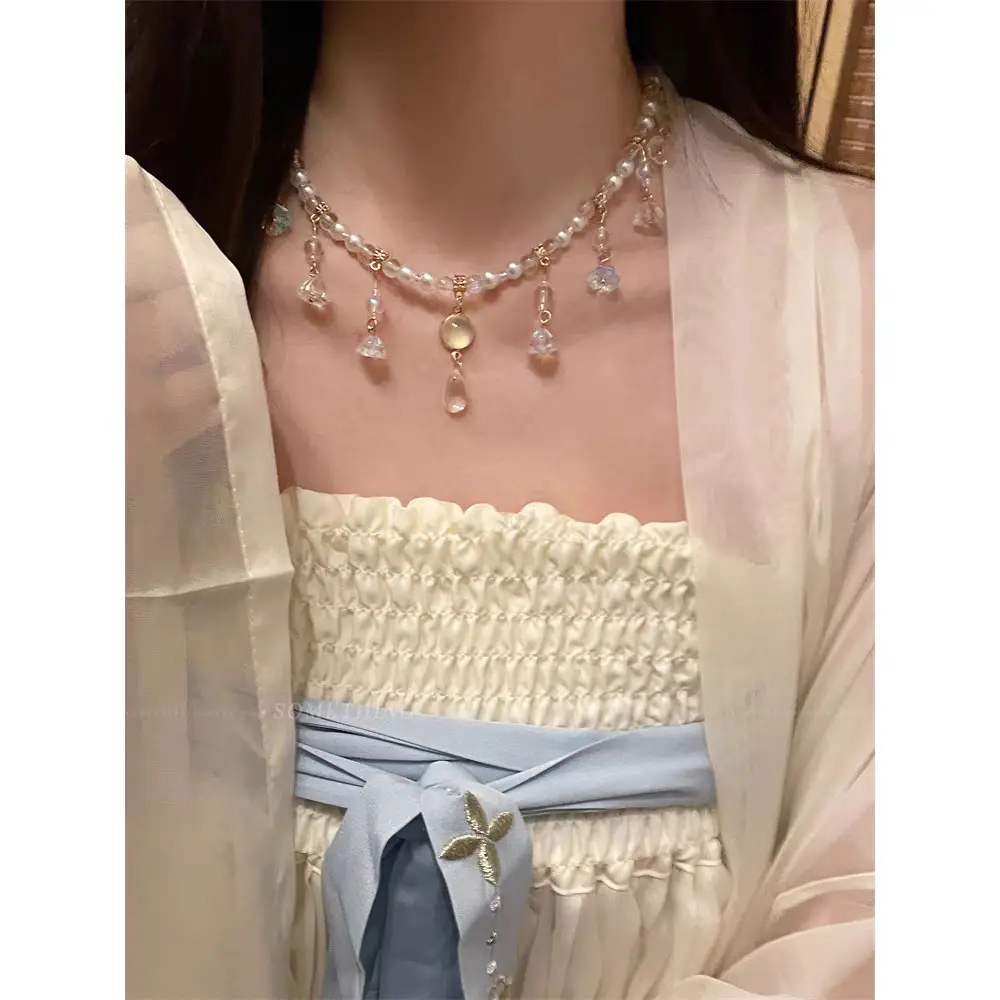 Light Luxury Flower Tassel Necklace Niche Design — feature 8