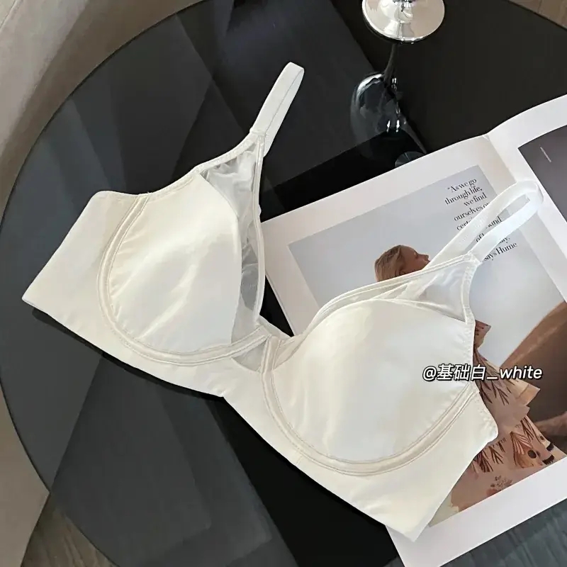 Traceless Underwear Women Large Chest Small Gather-up - Image 3