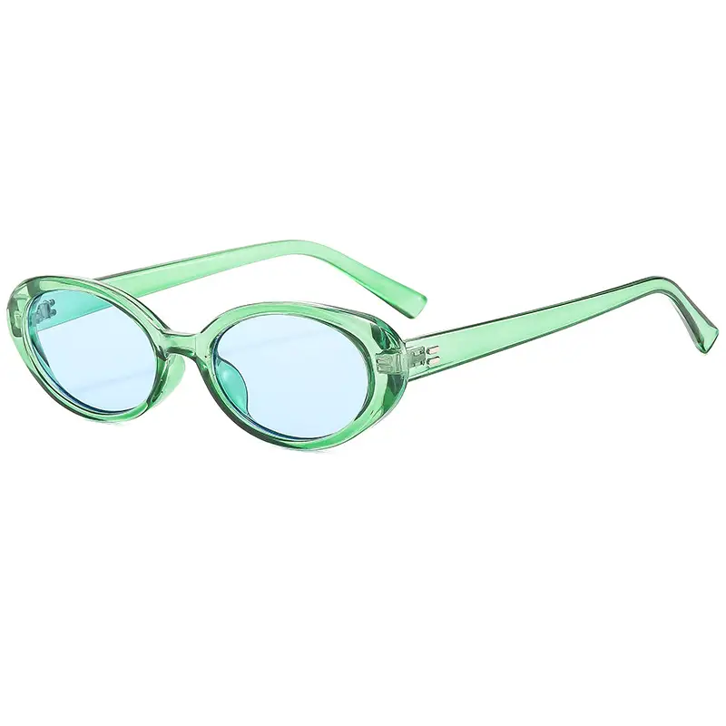 Green Retro Oval Sunglasses for Women - Image 9