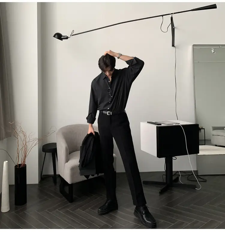 Hong Kong-style Grey Long-sleeved Men's Shirt — feature 10
