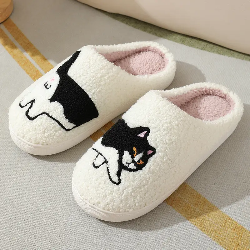 New Comfortable Home Cute Cartoon Kitten Winter Cotton Slippers for Men and Women Couple Warm Indoor Cotton Slippers
