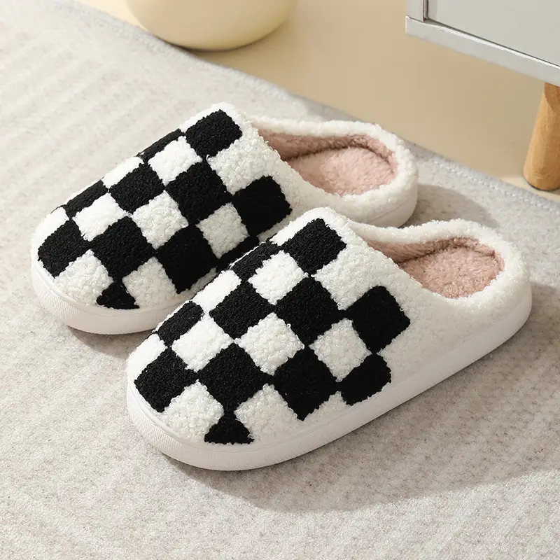 New Comfortable Home Cute Cartoon Kitten Winter Cotton Slippers for Men and Women Couple Warm Indoor Cotton Slippers