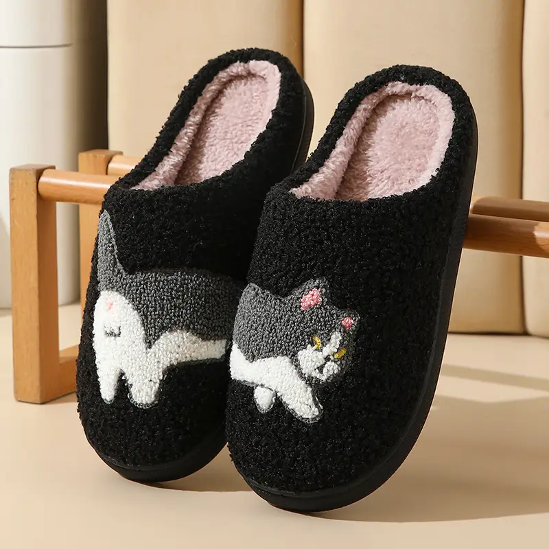 New Comfortable Home Cute Cartoon Kitten Winter Cotton Slippers for Men and Women Couple Warm Indoor Cotton Slippers