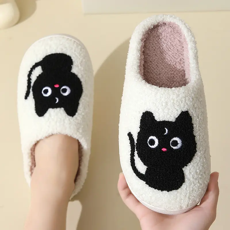 New Comfortable Home Cute Cartoon Dog Fighting Winter Cotton Slippers for Men and Women Couple Warm Indoor and Outdoor Cotton Slippers