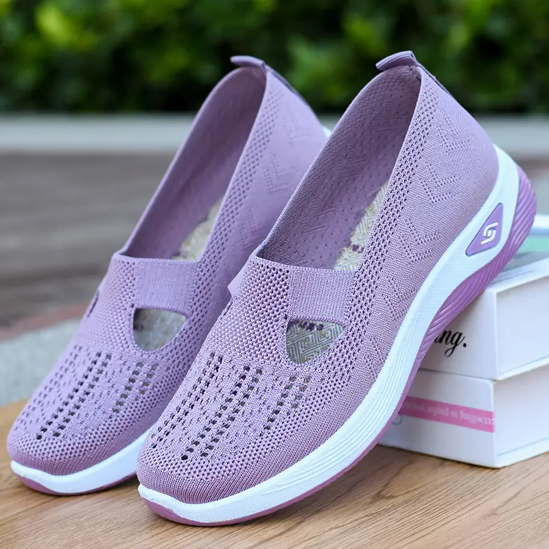 Summer women's shoes old Beijing cloth shoes non-slip hollow breathable lightweight comfortable middle-aged mother shoes a generation of hair - Image 11