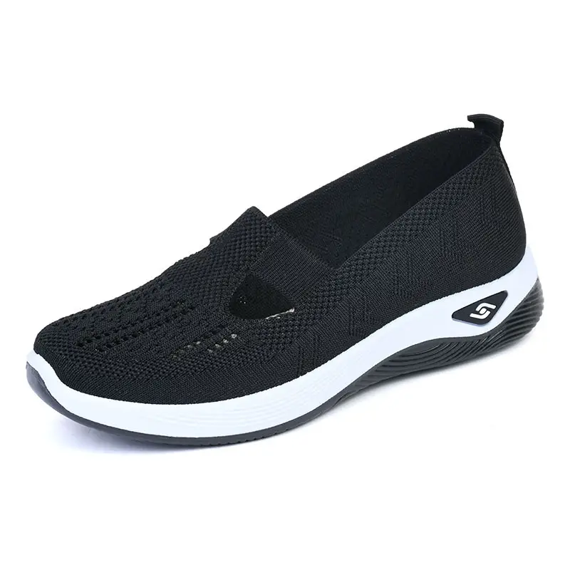 Summer women's shoes old Beijing cloth shoes non-slip hollow breathable lightweight comfortable middle-aged mother shoes a generation of hair - Image 3