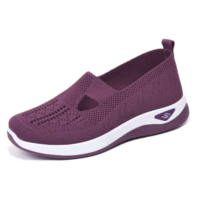 Summer women's shoes old Beijing cloth shoes non-slip hollow breathable lightweight comfortable middle-aged mother shoes a generation of hair - Image 9