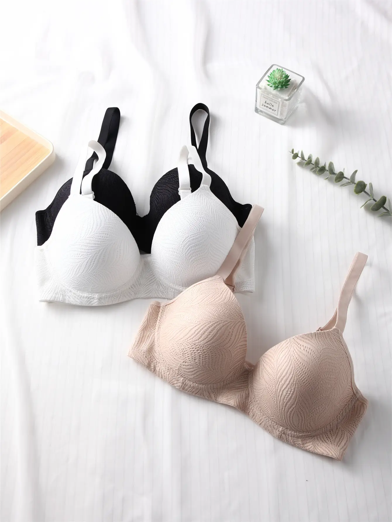 Thin Steel Ring Gown Bra Black White Pink Lace — feature 4