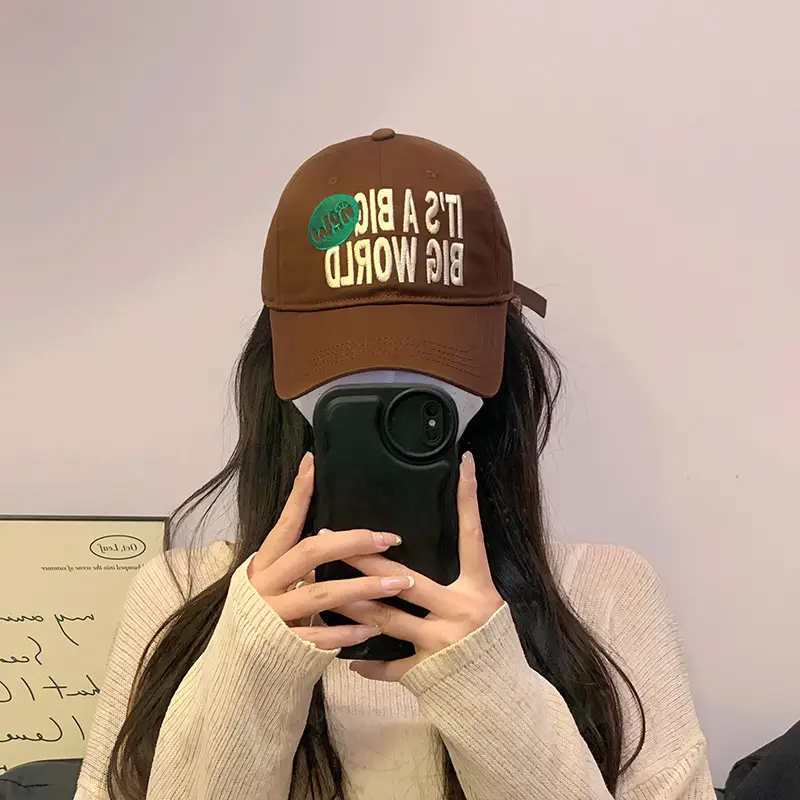 Women Pink Embroidered Baseball Cap - Image 9