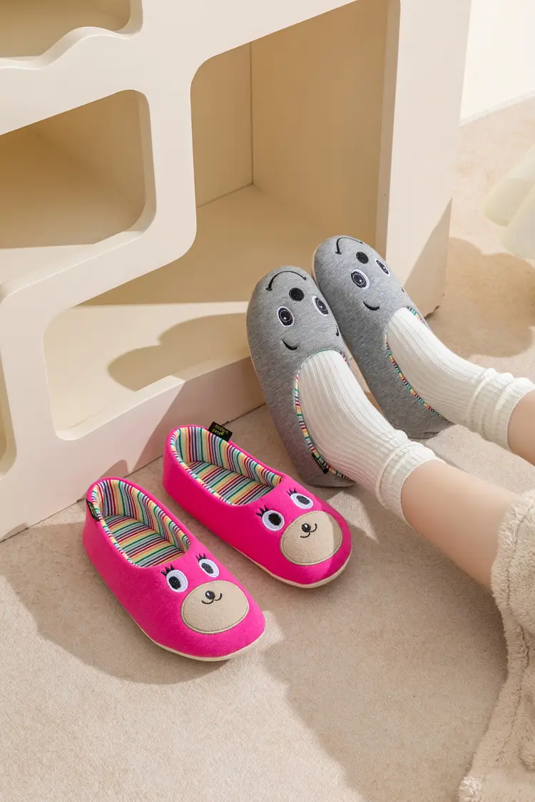 Japanese-style Women's Parent-child Autumn and Winter Cartoon Home Household Indoor Soft-soled Moon Shoes Cotton Slippers Feeling of Stepping on Shit — feature 10