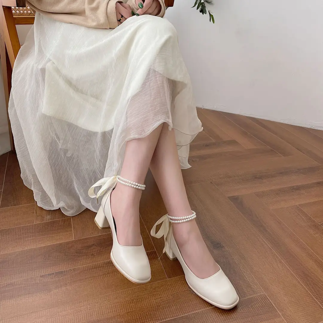 Mary Jane Shoes 2025 New French Pearl Chain Bow High Heels Square Toe Thick Heels Shallow Mouth Easiest for Match Shoes — feature 3