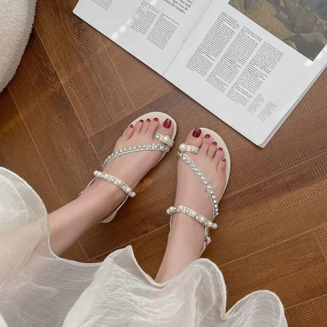 High Heels for Women 2025 Summer New Style Round Toe Rhinestone Fairy Style Pearl Thong Toe Strap Versatile Sandals for Women — feature 14
