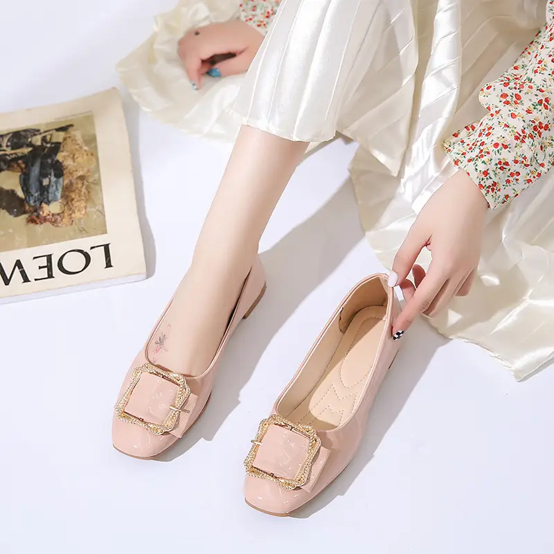 High Heels Women's 2025 New Patent Leather Square Toe Soft Sole Low Heel Beanie Shoes Shallow Mouth Fashion Versatile Thick Heel Flats - Image 5