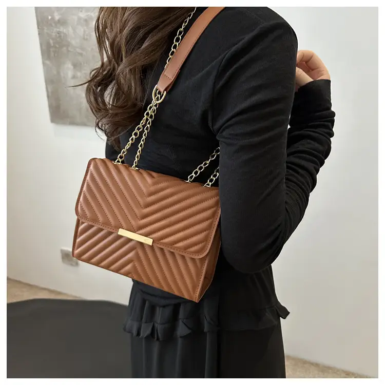 Women's 2024 Gradient Textured Shoulder Bag — feature 13