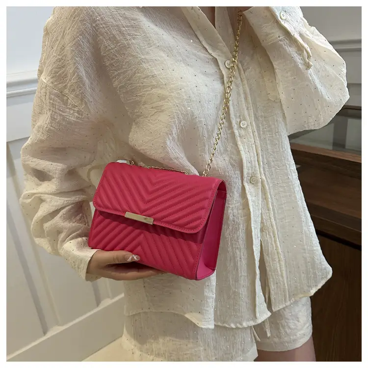 Women's 2024 Gradient Textured Shoulder Bag — feature 17