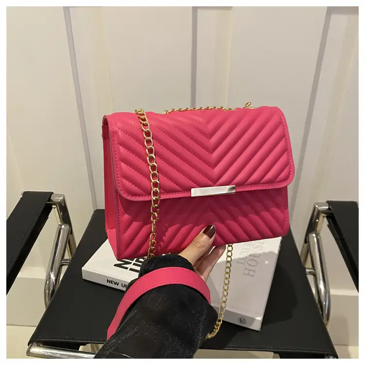 Women's 2024 Gradient Textured Shoulder Bag — feature 24