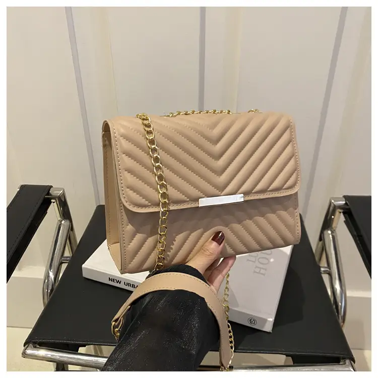 Women's 2024 Gradient Textured Shoulder Bag — feature 28