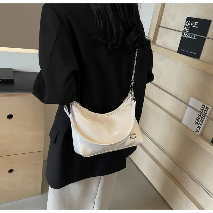Patent Leather Large Bag Women 2024 Summer — feature 12