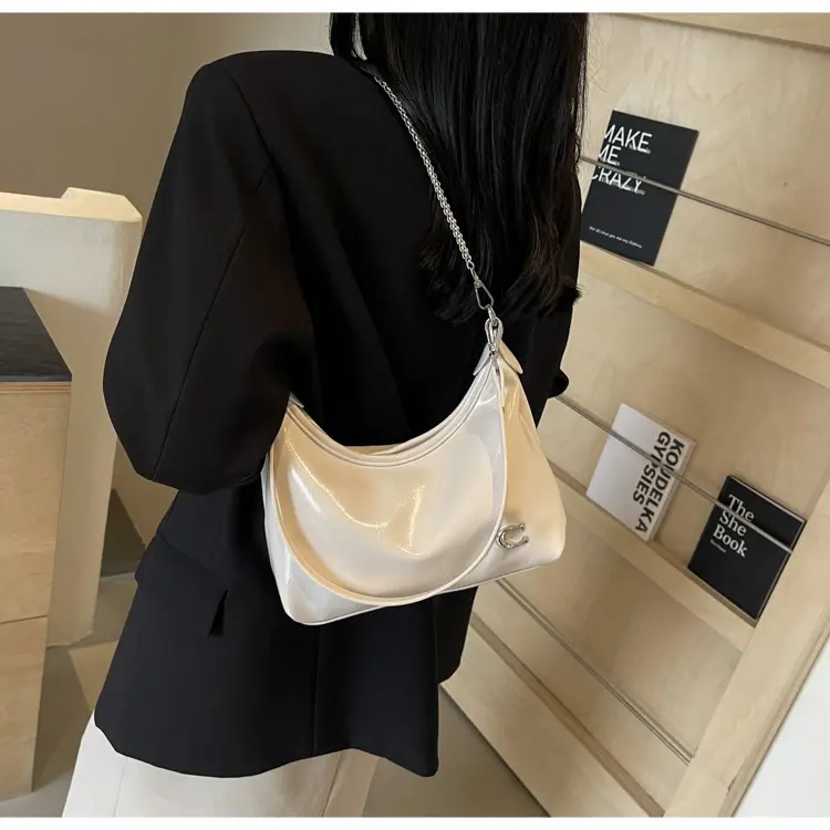 Patent Leather Large Bag Women 2024 Summer — feature 13