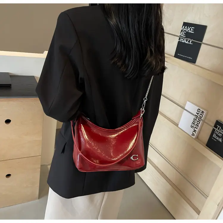 Patent Leather Large Bag Women 2024 Summer — feature 14