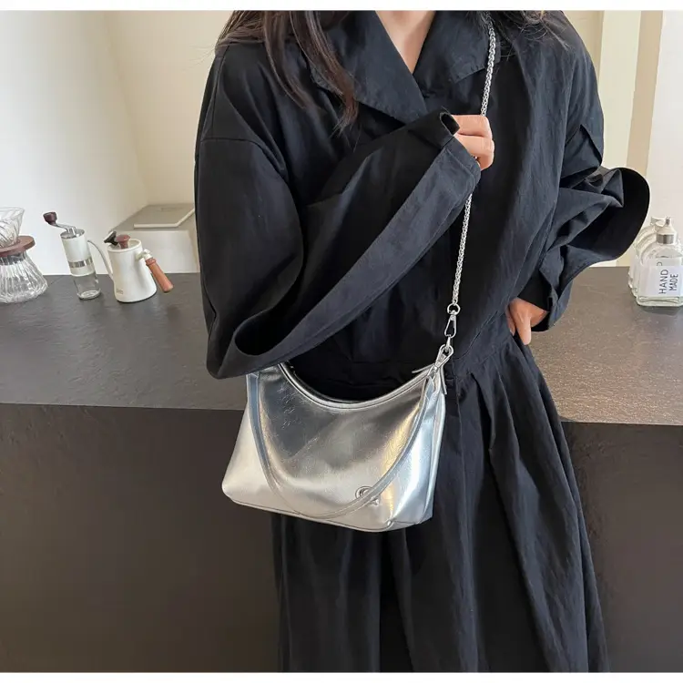 Patent Leather Large Bag Women 2024 Summer — feature 17